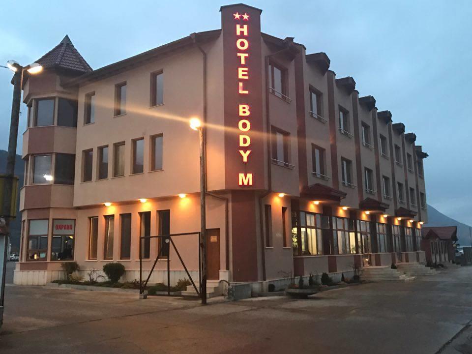 Hotel Body M Vratsa ภายนอก รูปภาพ